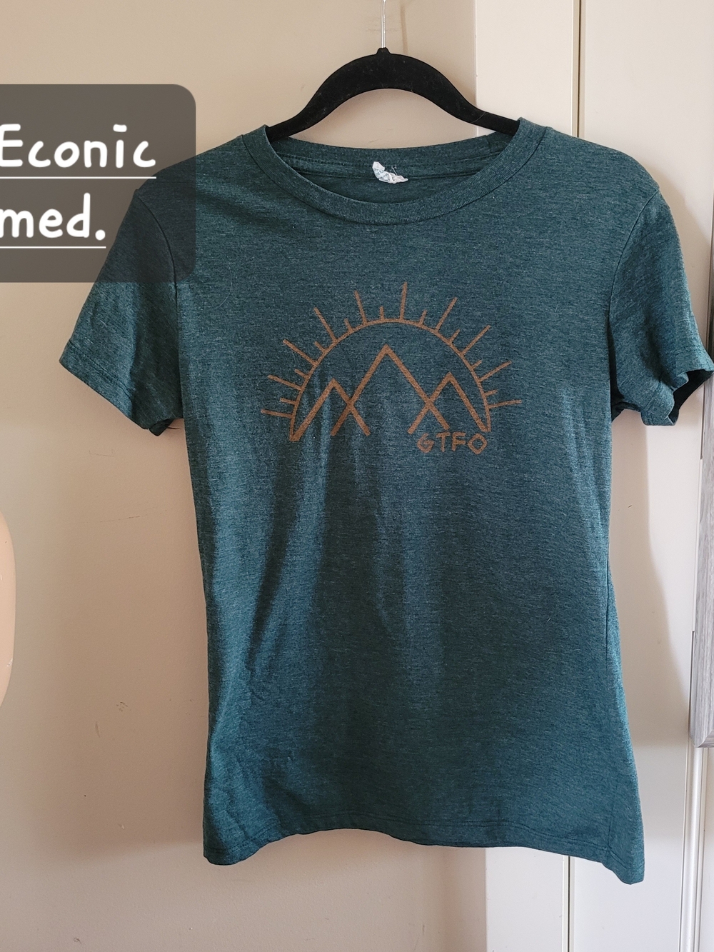 Women's Short Sleeve Graphic Tee in Teal Green